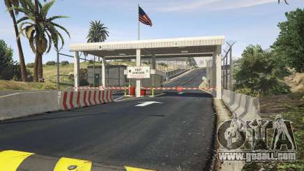 How to get to the military base in GTA 5