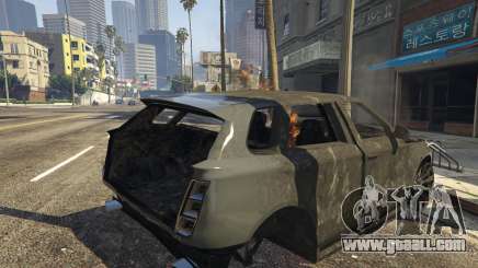 The remains of the car in GTA 5