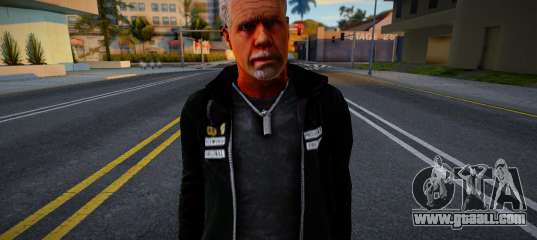 Clay Morrow (Ron Perlman)