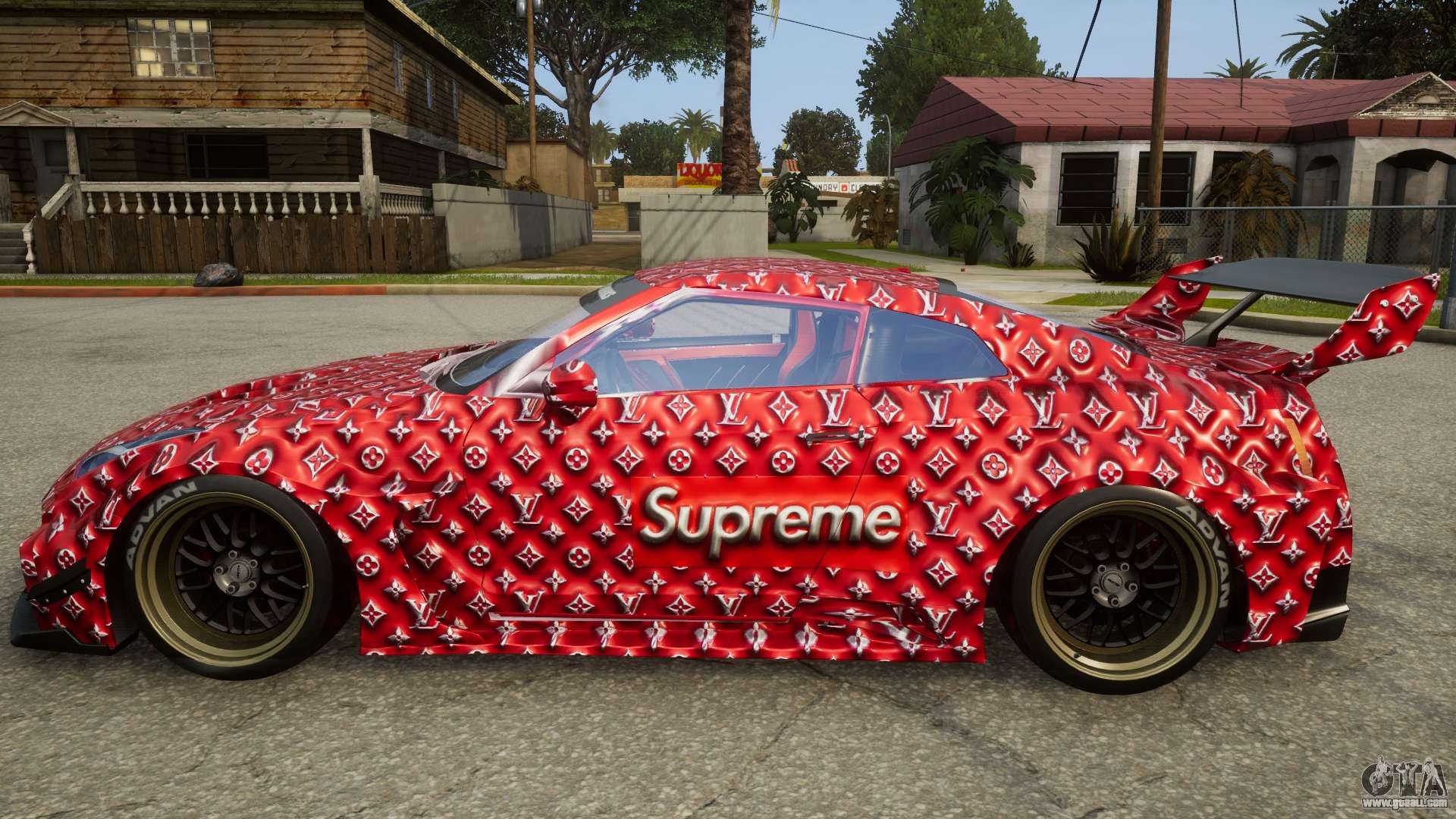 Realistic Supreme X Louis Vuitton Hoodie for GTA San Andreas